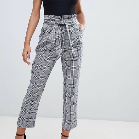 PrettyLittleThing paperbag pants in gray check - Picture 4 of 4